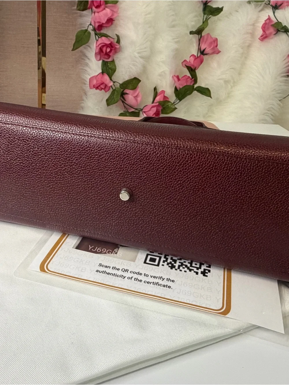 Gucci Zumi Grained Leather Medium Top Handle Shoulder Bag Burgundy Entrupy COA